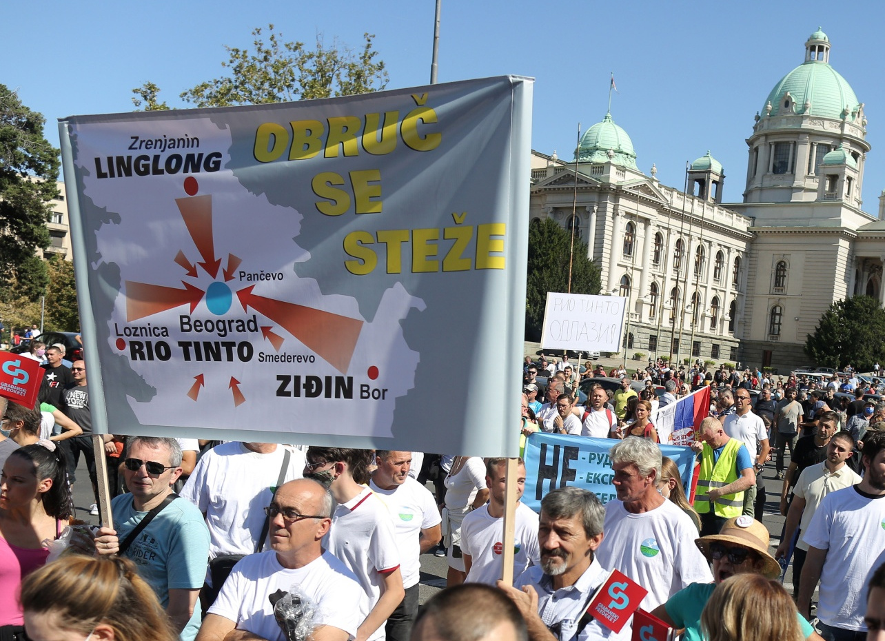 Proteste in Serbien gegen Rohstoff Ausbeutung durch Konzerne 2024