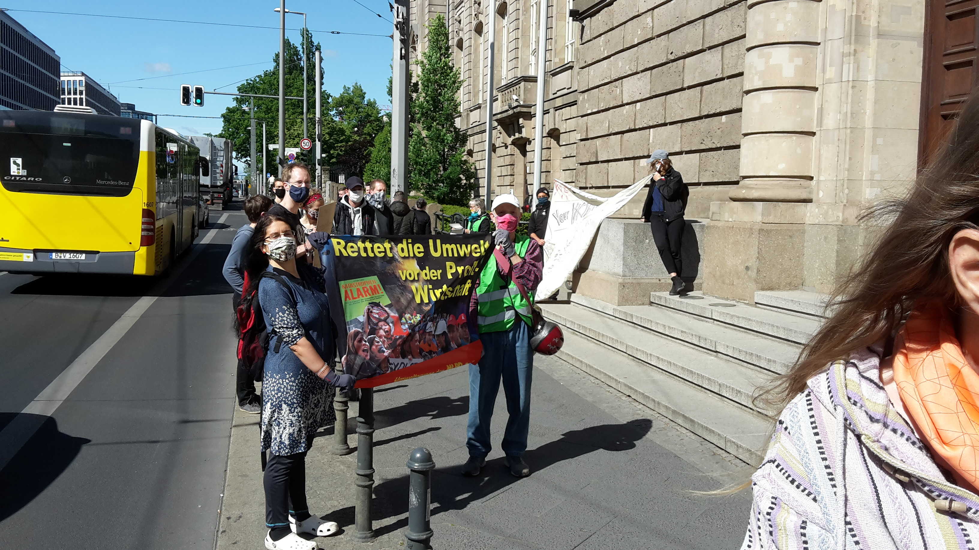 UNIPER HV Protest 20.5.2020 gegen Datteln4 vor WiMi Berlin02 klein